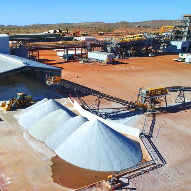Aerial view of the Pilgangoora lithium processing plant, stockpiles and conveyors